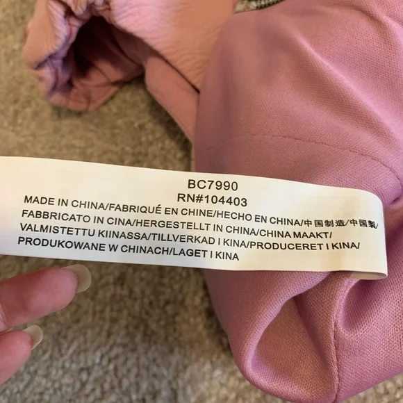 NWT J.O.A lilac crop top - Picture 7 of 9